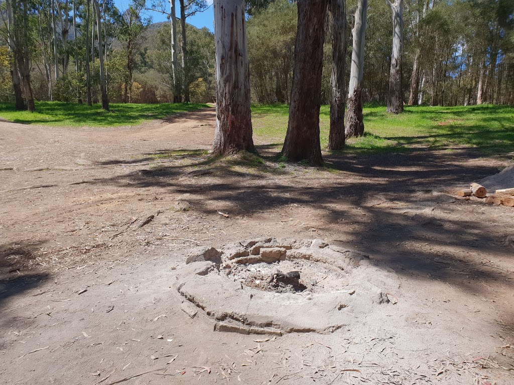 Chaffe creek camping ground | Big River Rd, Enochs Point VIC 3723, Australia