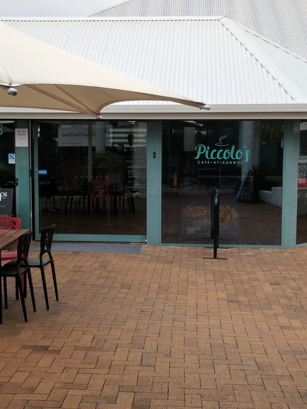 Piccolos Cafe | cafe | 654 Pacific Hwy, Hamlyn Terrace NSW 2259, Australia | 0243037196 OR +61 2 4303 7196