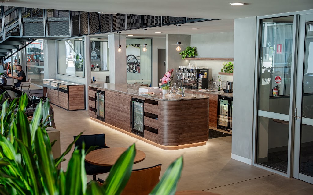 Waverley BMW Service Department | 579 Springvale Rd, Mulgrave VIC 3170, Australia | Phone: (03) 8581 9600