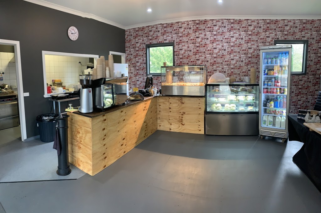 Pippa’s Pantry Omeo | cafe | 190 Day Ave, Omeo VIC 3898, Australia | 0417997887 OR +61 417 997 887