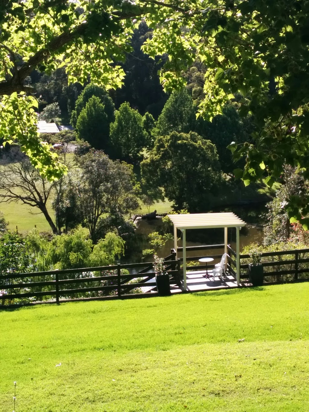 The Acreage B&B | lodging | 110 Picketts Valley Rd, Picketts Valley NSW 2251, Australia | 0243812881 OR +61 2 4381 2881