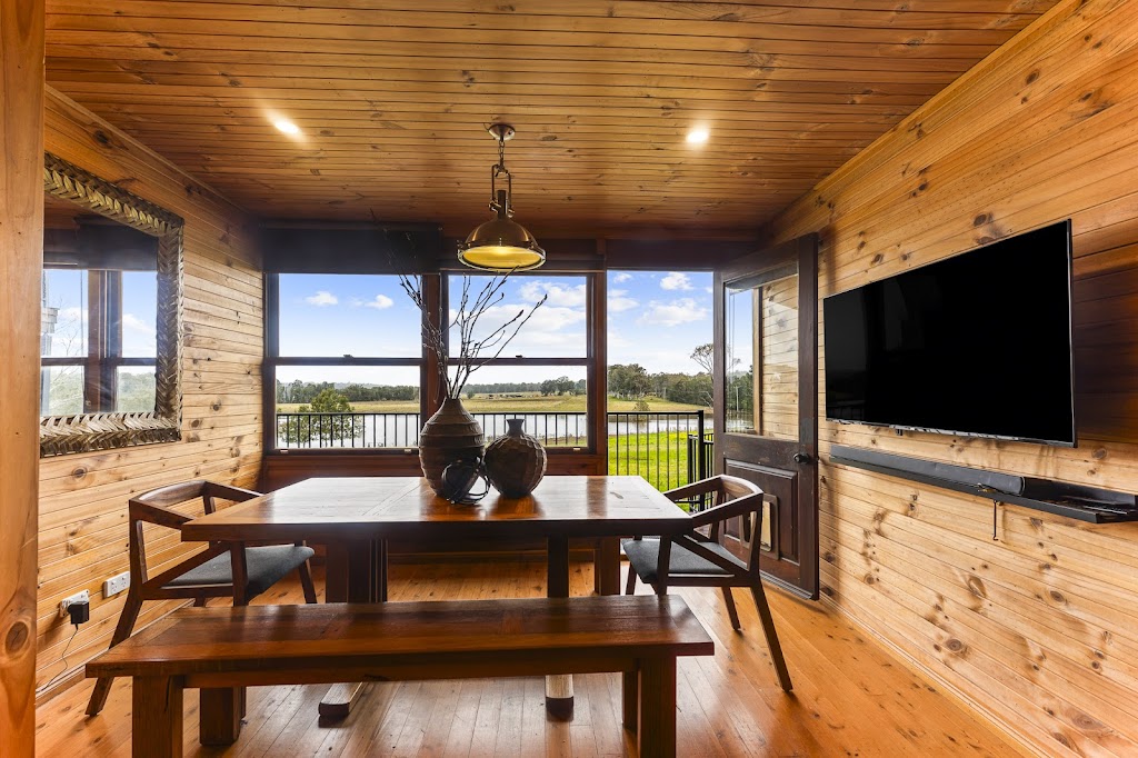 Prime Host: Hunter Valley Log Cabin Escape | 59 Helena St, Ellalong NSW 2325, Australia | Phone: 0460 830 837