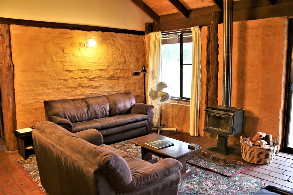Treenbrook Cottages | lodging | 12928 Vasse Hwy, Pemberton WA 6260, Australia | 0897761638 OR +61 8 9776 1638