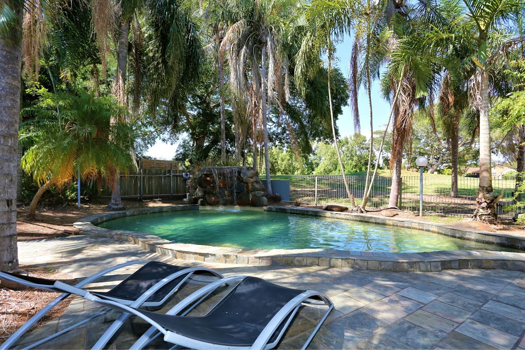 Bargara Gardens Motel & Holiday Villas | lodging | 11-13 See St, Bargara QLD 4670, Australia | 0741592295 OR +61 7 4159 2295