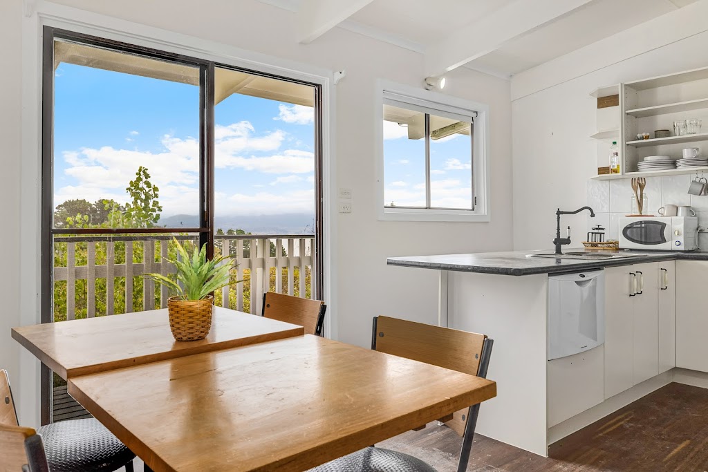 Alps Lakeview Lodge | 1 Jerrara Dr, East Jindabyne NSW 2627, Australia | Phone: 0422 575 189