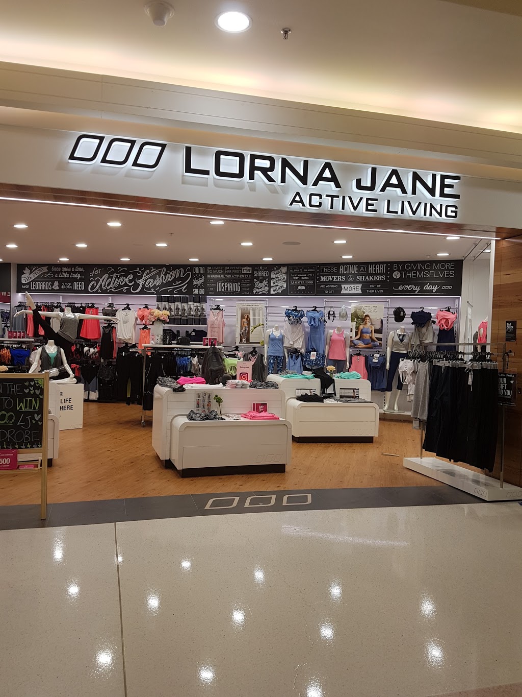 Lorna Jane | clothing store | Shop 1087 / 86 Ellen Stirling Blvd, Innaloo WA 6018, Australia | 0892445234 OR +61 8 9244 5234
