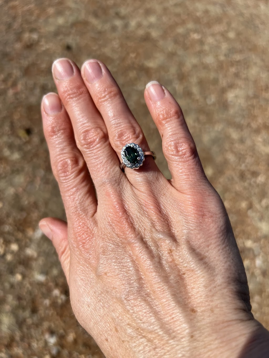 Sapphire Gem Cuts | 20 Keilambete Rd, Rubyvale QLD 4702, Australia | Phone: 0480 398 603