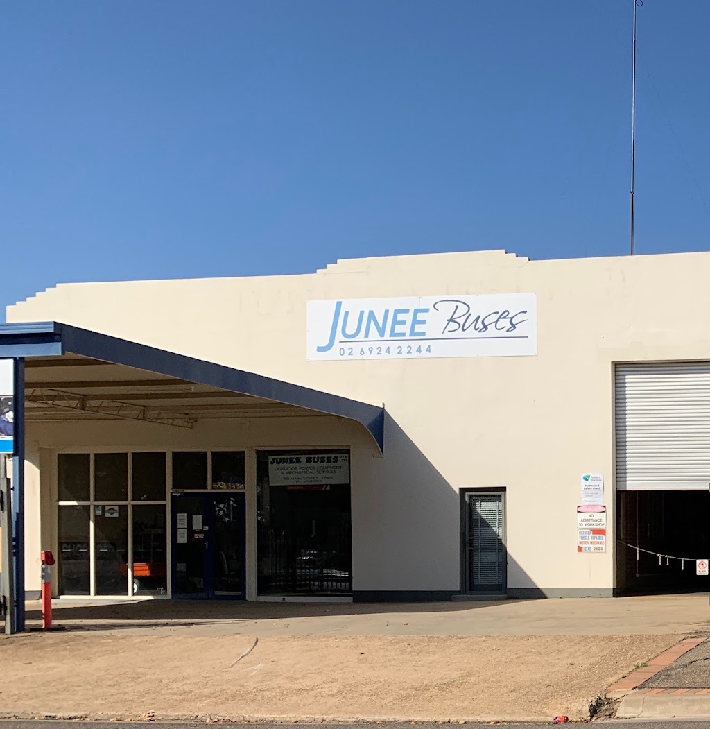 Junee Buses | store | 218 Main St, Junee NSW 2663, Australia | 0269242244 OR +61 2 6924 2244