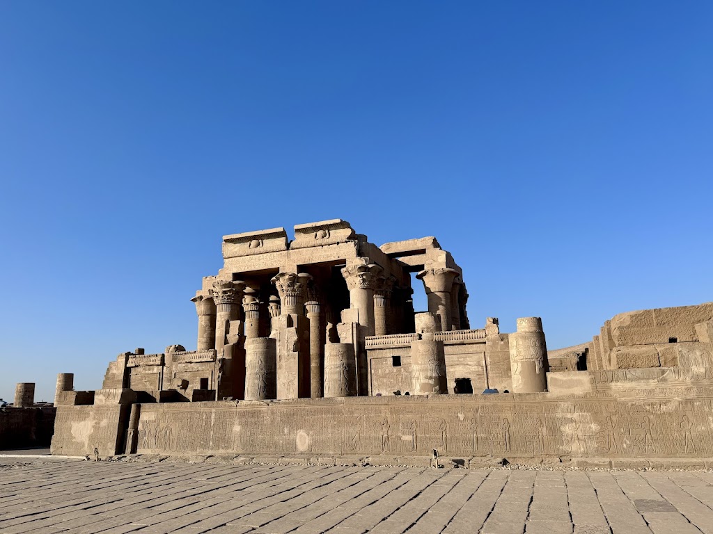 Absolute Egypt | Parcel Collect 10079, 48258/30 Commercial St, Korumburra VIC 3950, Australia | Phone: (03) 5959 1939