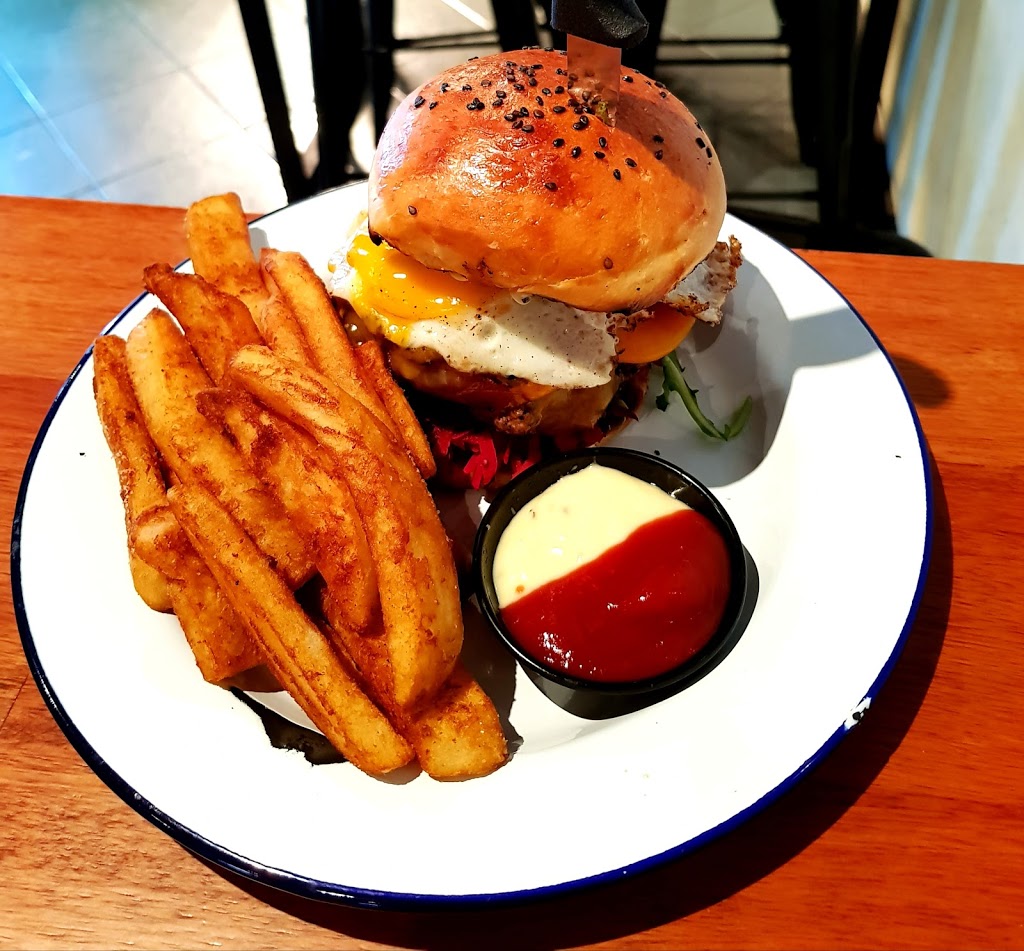 Good Thanks Burger and bar | 33 Knuckey St, Darwin City NT 0800, Australia | Phone: 0447 566 878