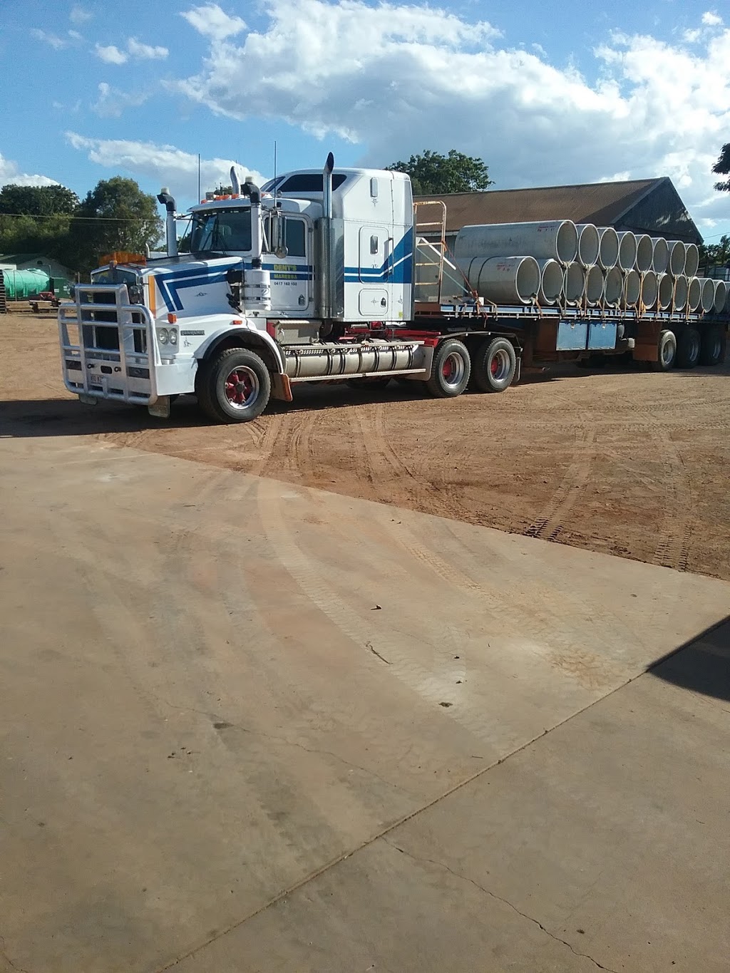 Dents Transport | 26 Costin St, Mareeba QLD 4880, Australia | Phone: 0417 162 103