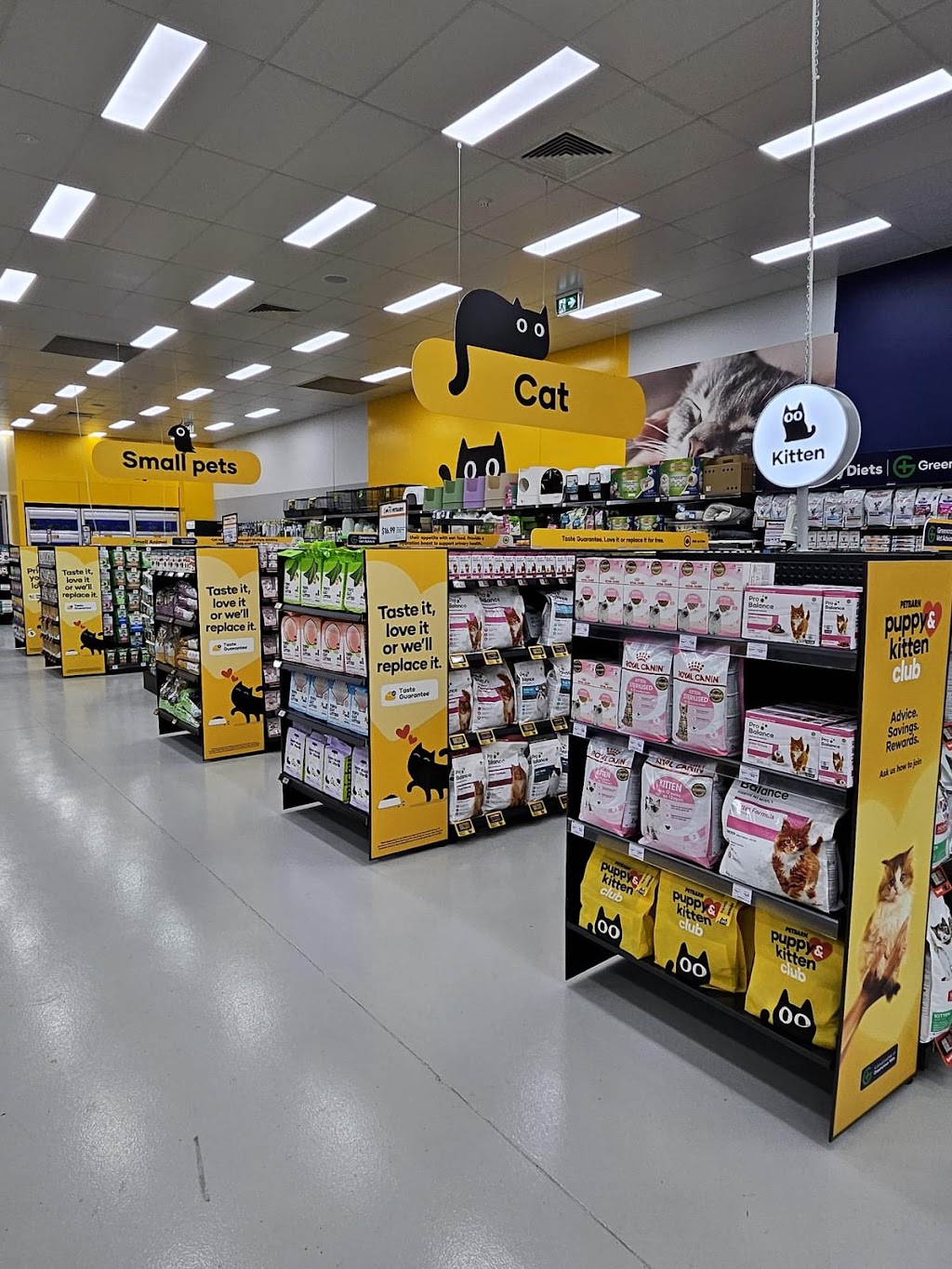 Petbarn Wodonga | 285 Victoria Cross Parade, Wodonga VIC 3689, Homemaker Centre, Shop 12, Wodonga VIC 3690, Australia | Phone: (02) 6060 2111
