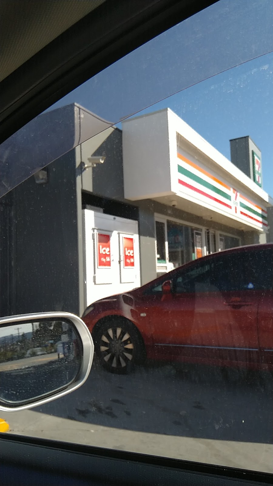 7-Eleven Karabar | convenience store | 2 Southqueen Pl, Karabar NSW 2620, Australia | 0262971263 OR +61 2 6297 1263