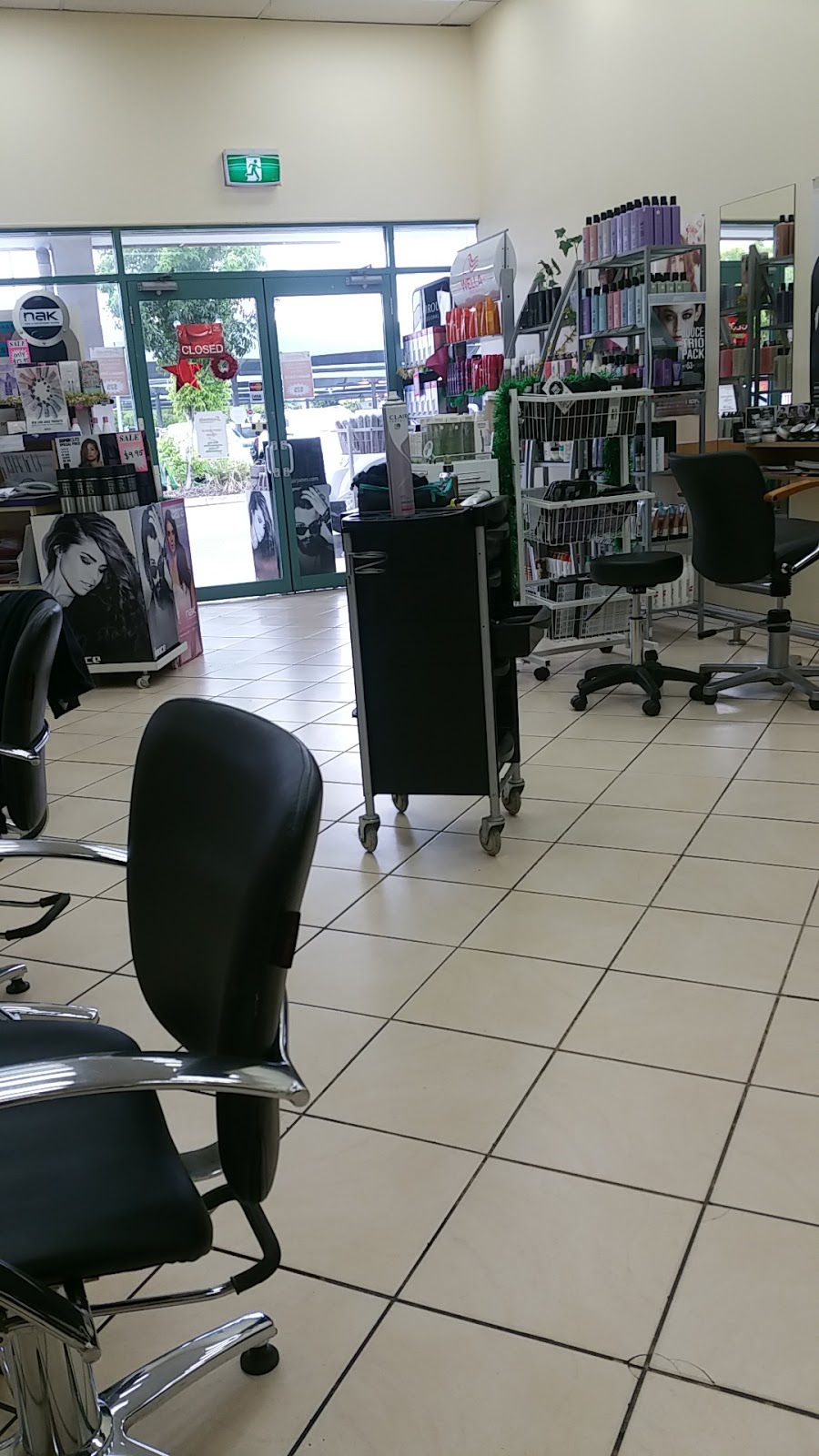 Supercuts Hairdressing | hair care | Shop 2, Liquor Barn Complex, Lae Drive, Runaway Bay QLD 4216, Australia | 0755639944 OR +61 7 5563 9944