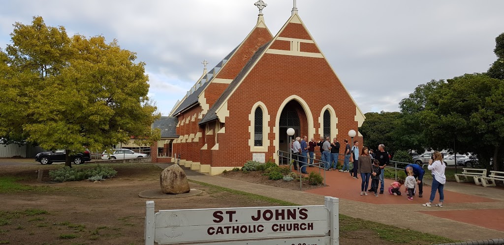 St Johns Catholic church ,Euroa | church | Kirkland Ave, Euroa VIC 3666, Australia