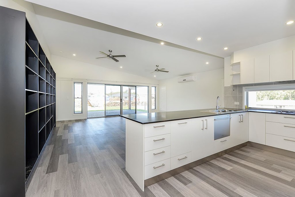 Cutting Edge Cabinets | 18 Geo Hawkins Cres, Bells Creek QLD 4551, Australia | Phone: (07) 5477 0018