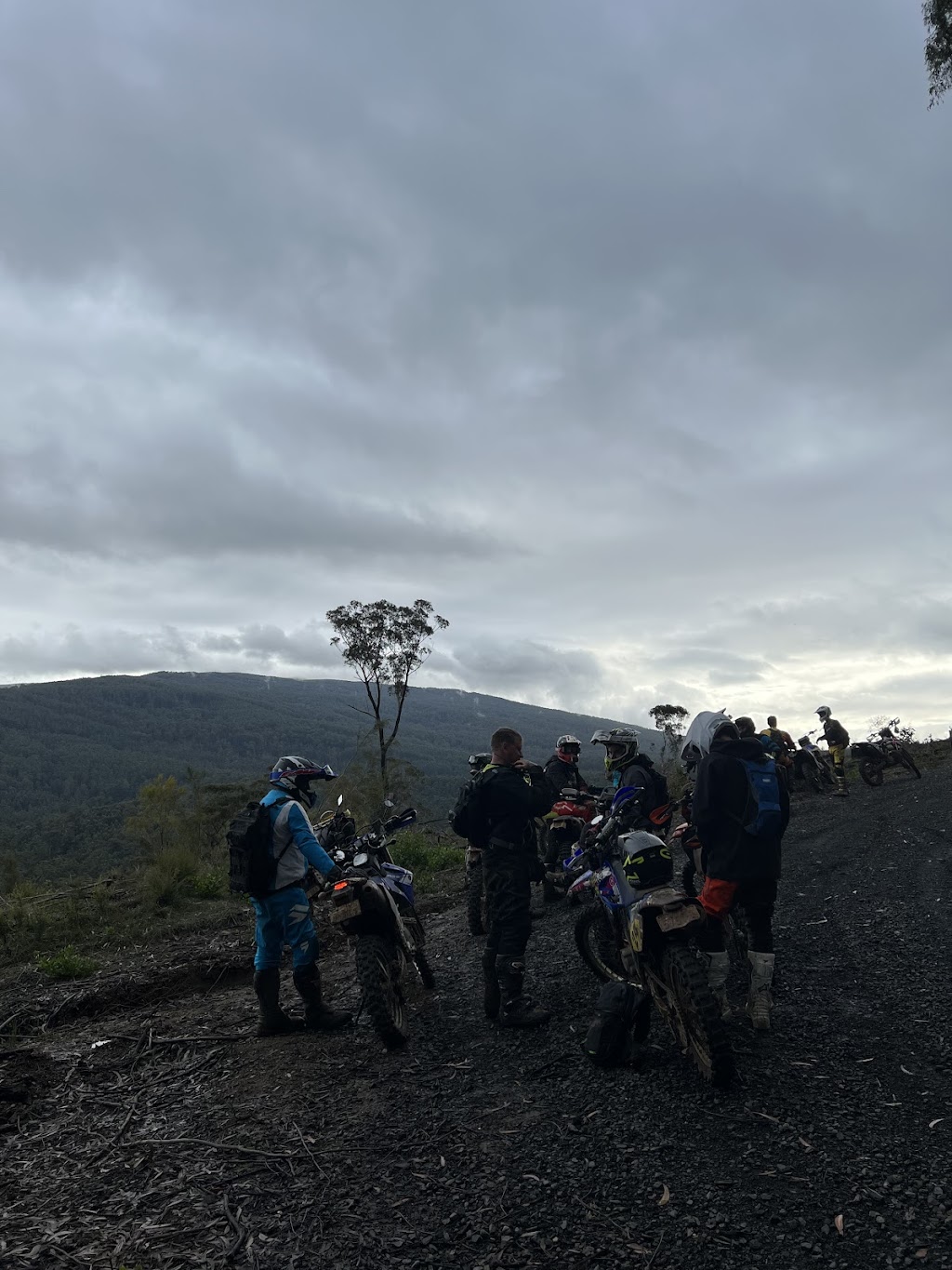 Aussie Dirtbike Tours | 8 school road, Erica VIC 3825, Australia | Phone: 0475 669 243