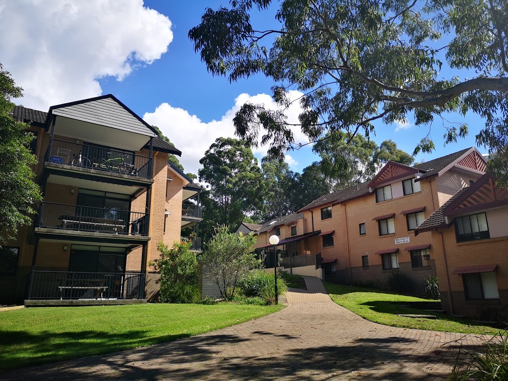 Kooloobong Village UOW Accommodation | Robsons Rd, Keiraville NSW 2522, Australia | Phone: (02) 4221 4770