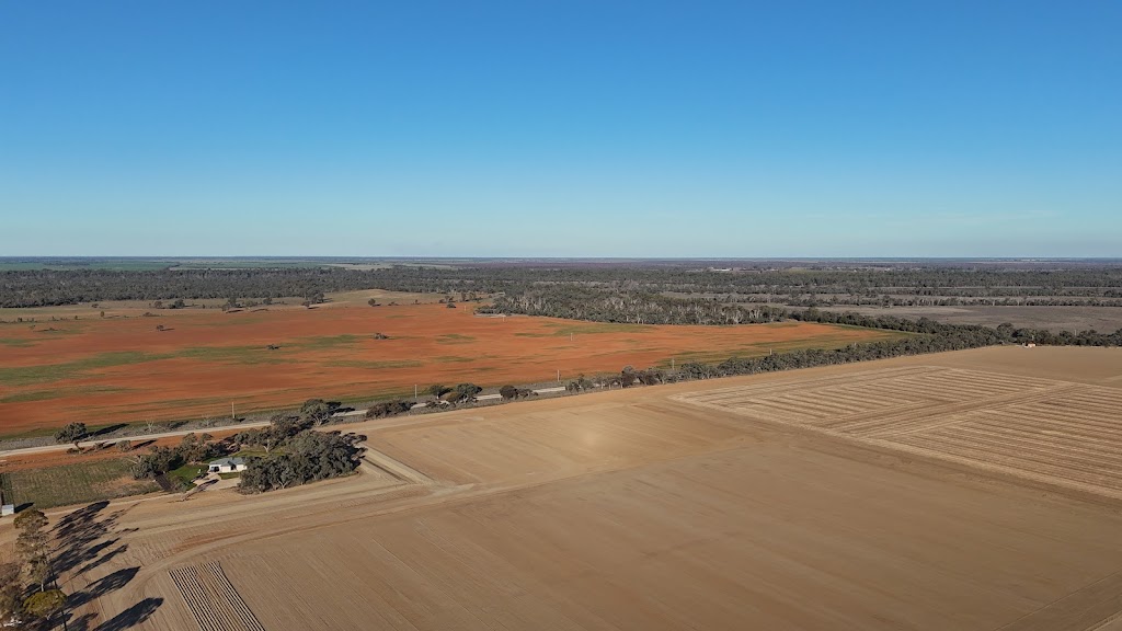 Foott Earthmoving | 6 Annear Court, Swan Hill VIC 3585, Australia | Phone: 0421 788 147