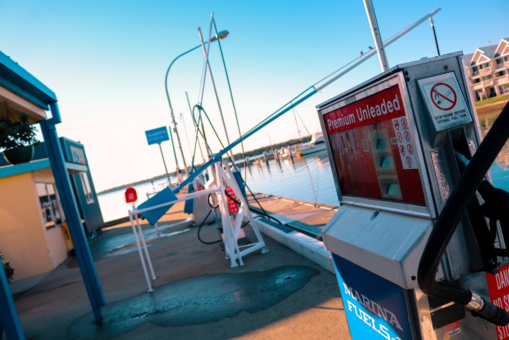 Marina Fuels & Tackle | gas station | 247 Bayview St, Runaway Bay QLD 4216, Australia | 0755772966 OR +61 7 5577 2966