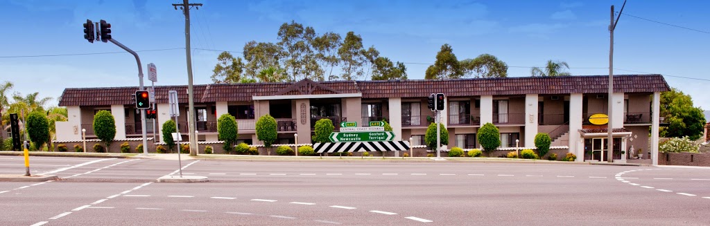 Bella Vista Motel Kariong | lodging | 5 Central Coast Hwy, Gosford NSW 2250, Australia | 0243401108 OR +61 2 4340 1108