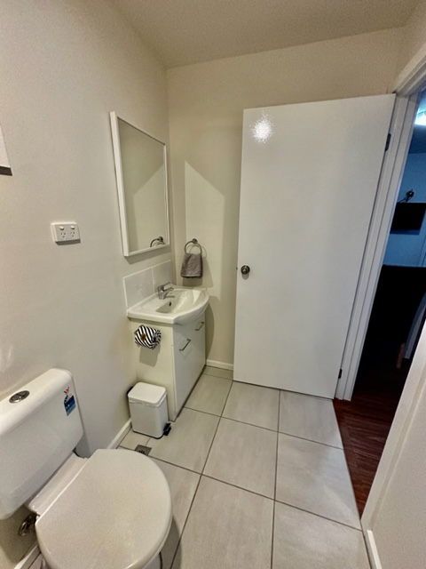 Woomelang Cabin Stay | 3 Myall St, Woomelang VIC 3485, Australia | Phone: 0419 977 858