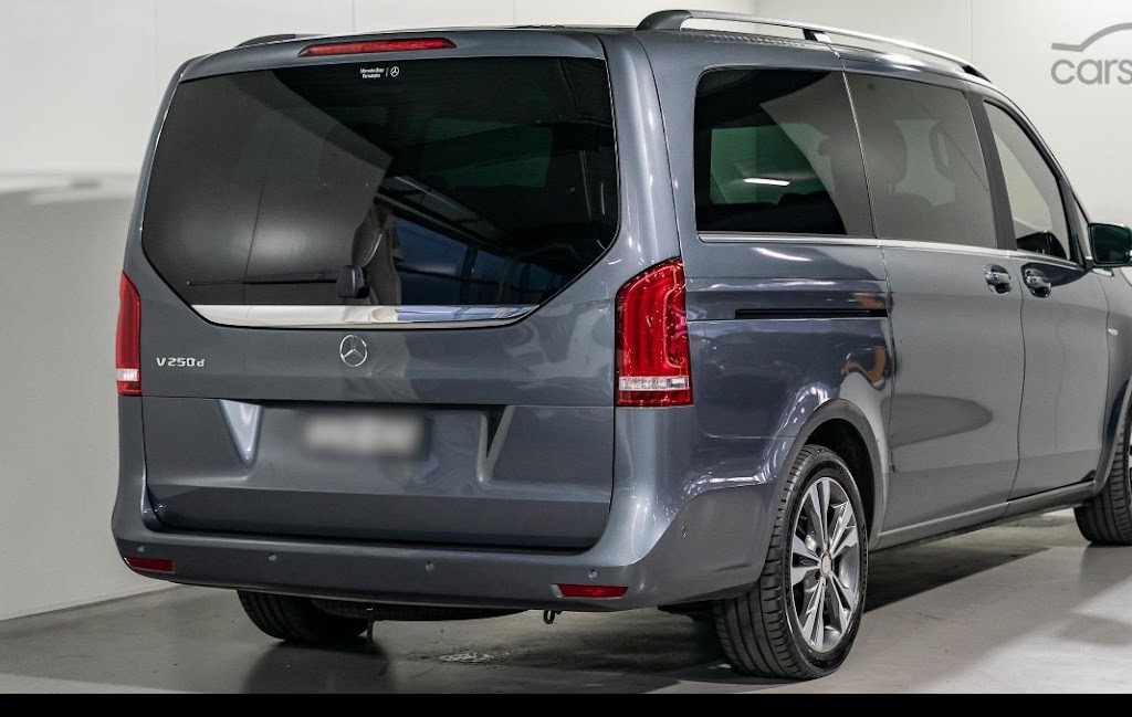 SLT Chauffeur | 12 Ascot Ave, Sandy Bay TAS 7008, Australia | Phone: 0422 706 678