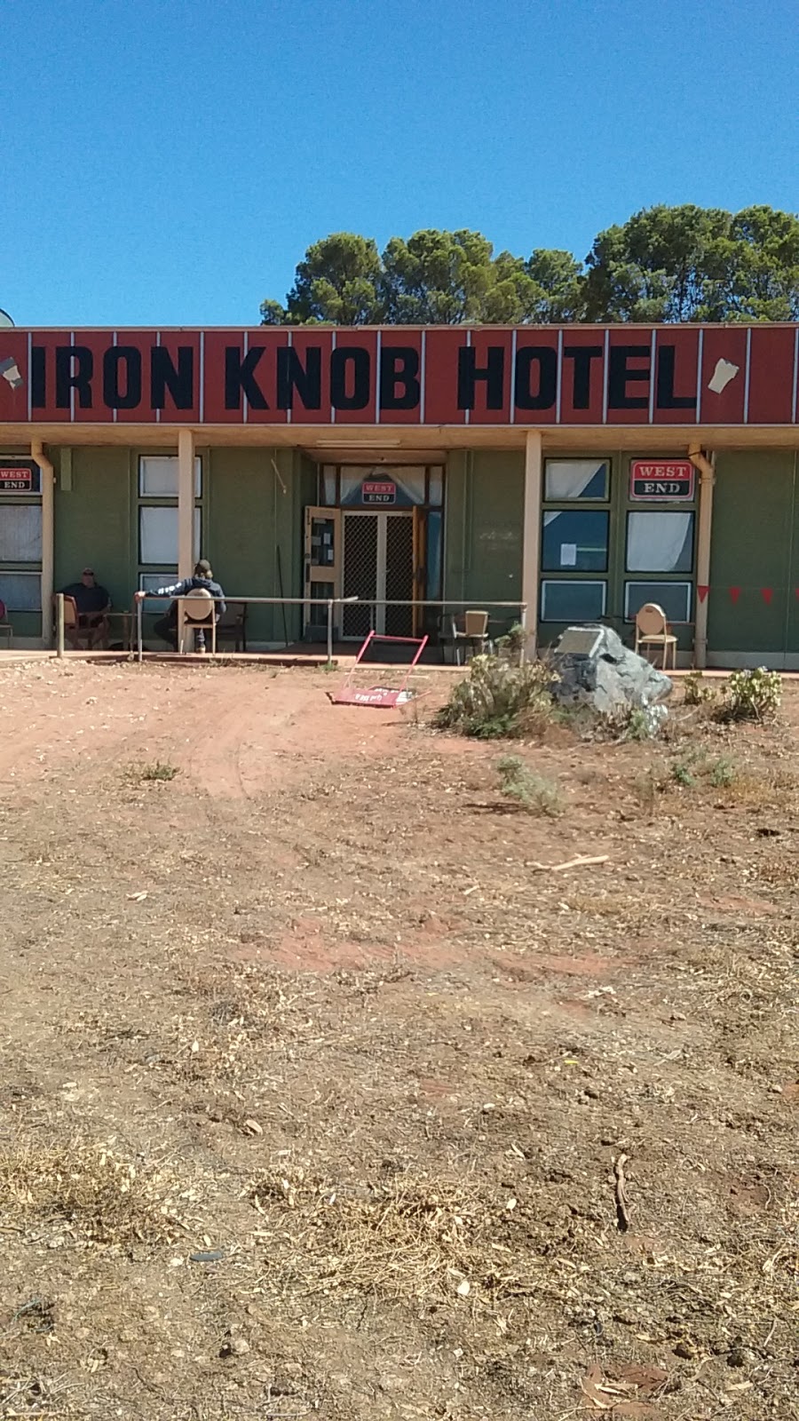 Iron Knob Hotel | lodging | Lewis Terrace, Iron Knob SA 5601, Australia | 0428519196 OR +61 428 519 196
