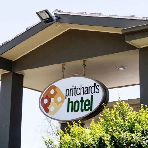 Pritchards Hotel | 360 Elizabeth Dr, Mount Pritchard NSW 2170, Australia | Phone: (02) 9607 0311