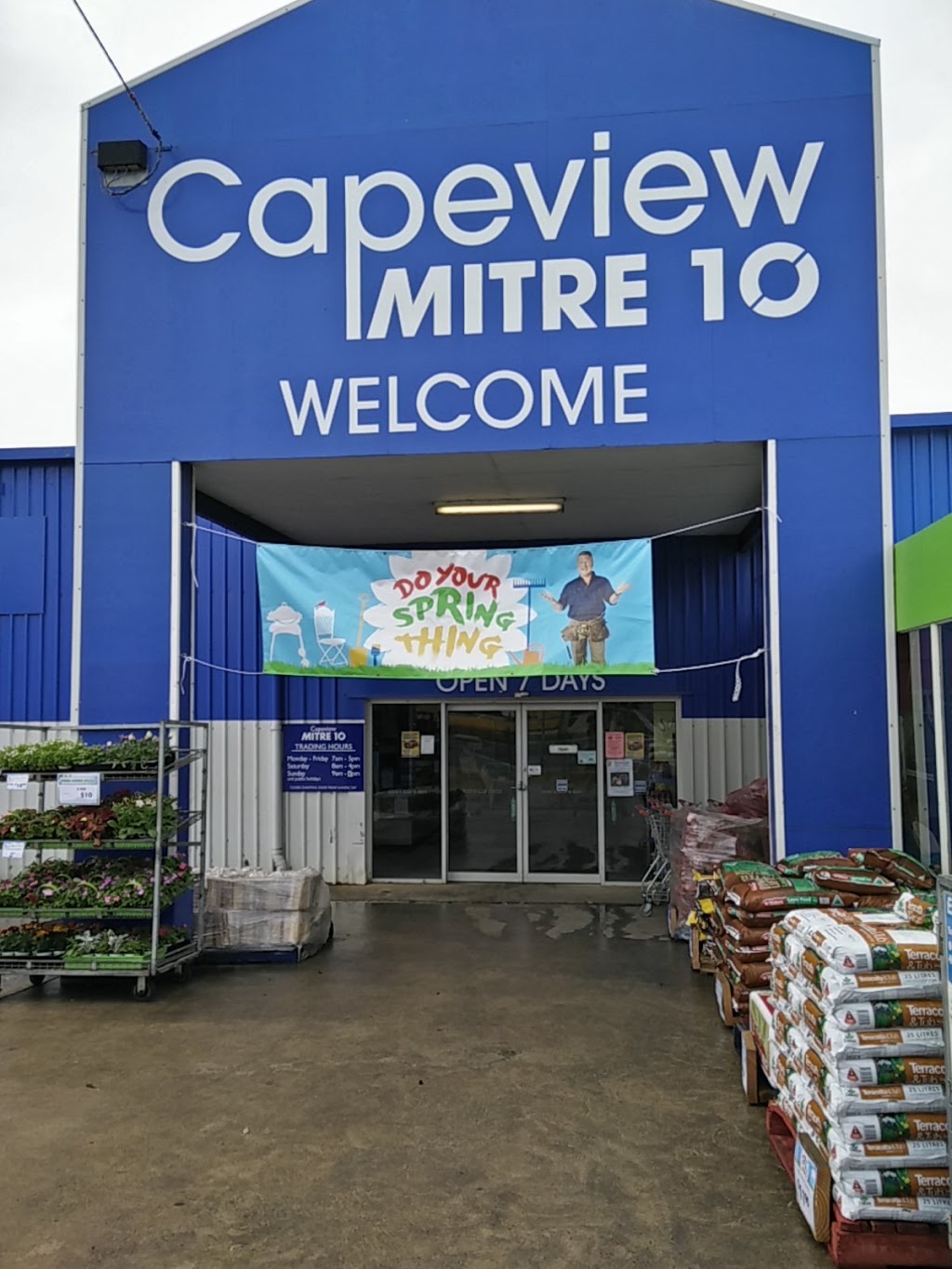 Capeview Mitre 10 | hardware store | 220 Settlement Rd, Cowes VIC 3922, Australia | 0359522288 OR +61 3 5952 2288