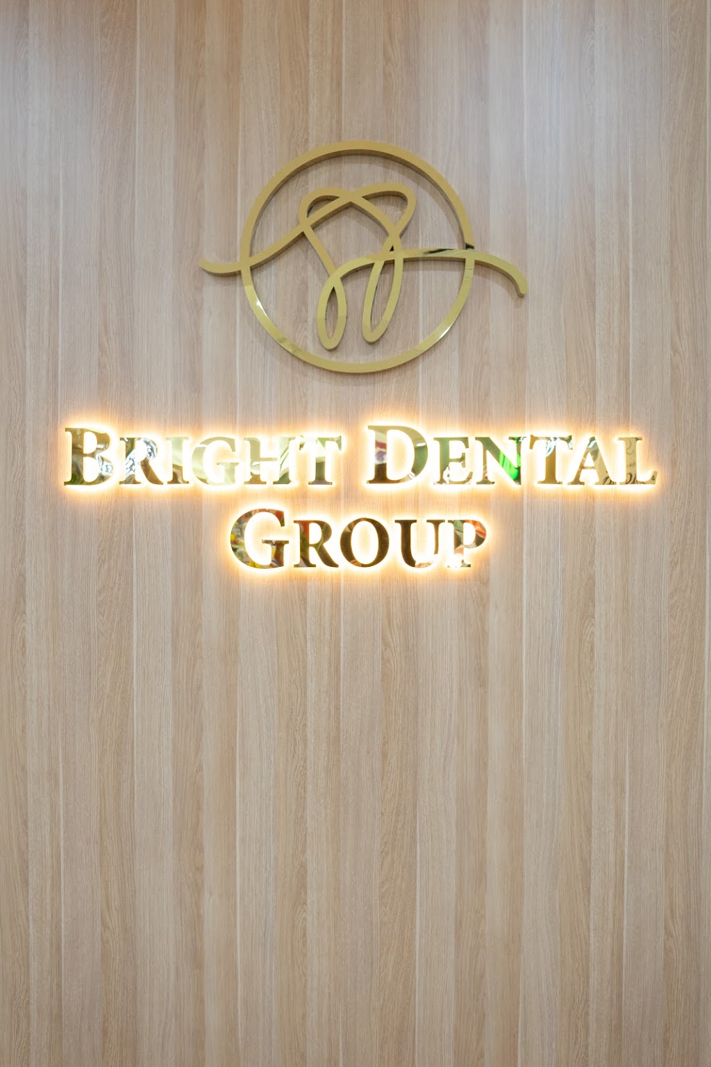 Bright Dental Group - Dentist in Glenmore Park | Shop10, Glenmore Pkwy, Glenmore Park NSW 2745, Australia | Phone: (02) 4708 9691