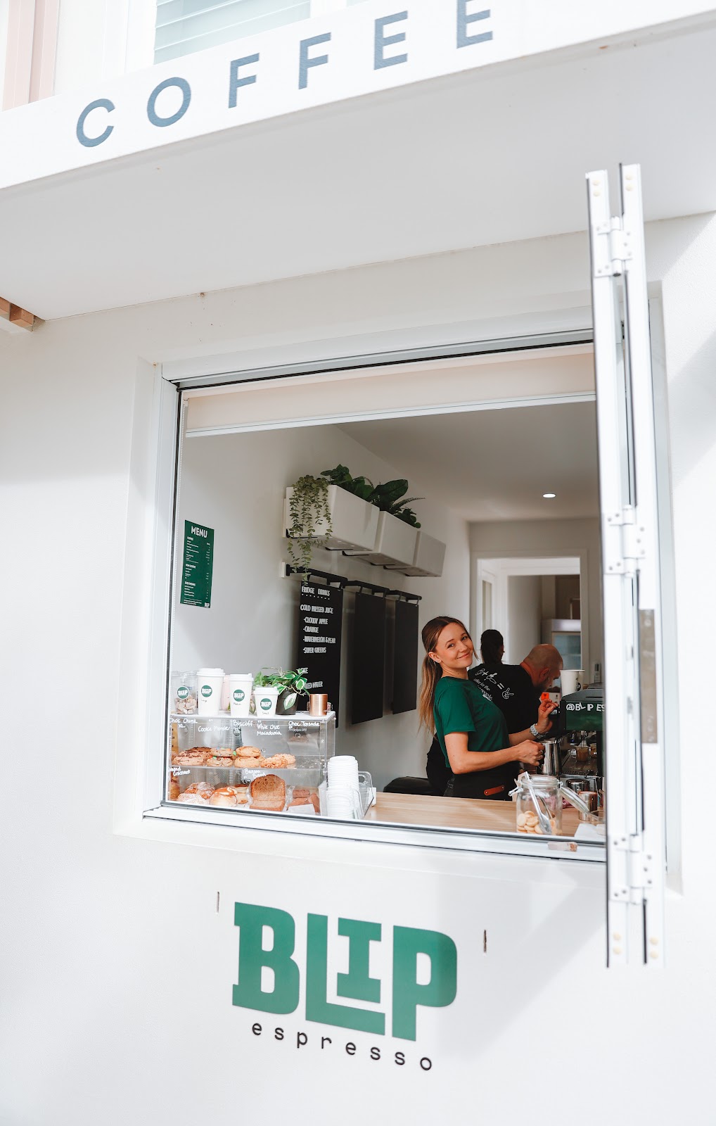 Blip Espresso | 9 Jingeri St, Redland Bay QLD 4165, Australia | Phone: 0420 894 118