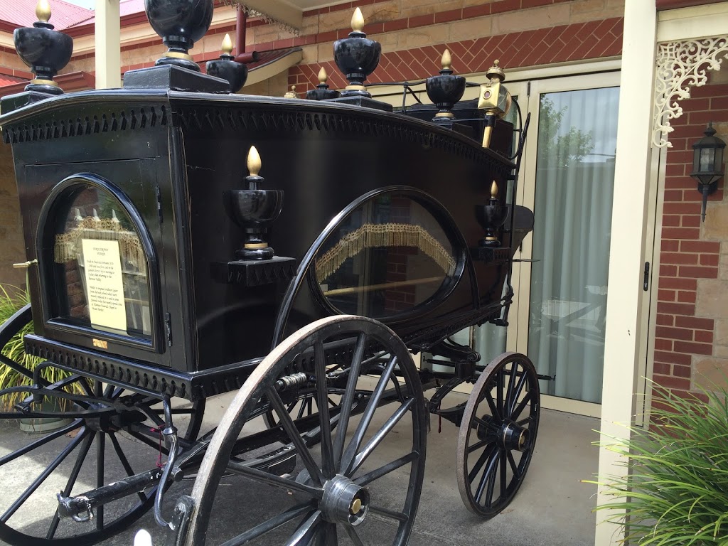 Carr & Kleemann Funeral Directors | funeral home | 1 Morphett St, Mount Barker SA 5251, Australia | 0883982244 OR +61 8 8398 2244