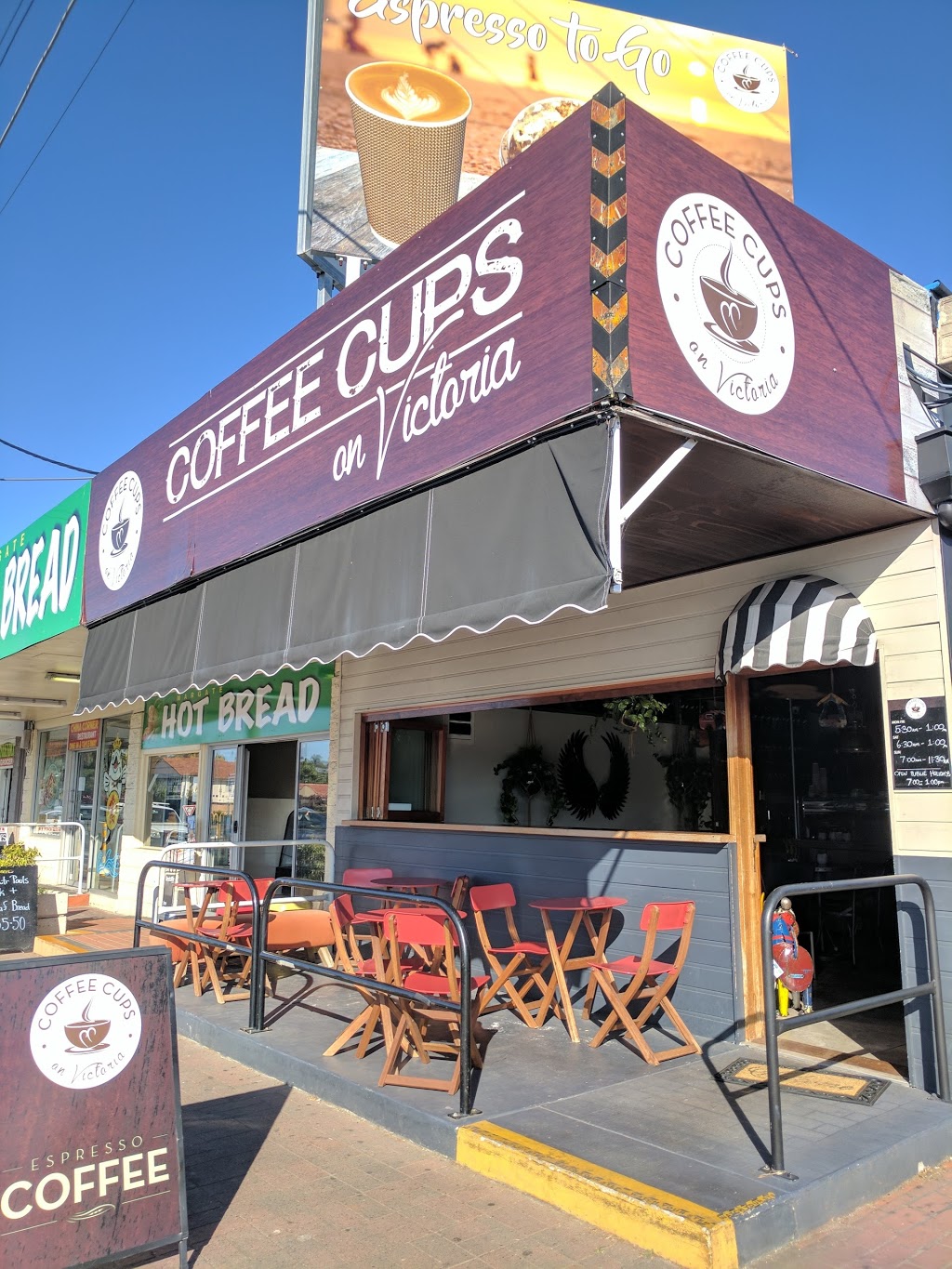 Coffee Cups on Victoria | cafe | 257 Victoria Ave, Redcliffe QLD 4020, Australia | 0738833000 OR +61 7 3883 3000