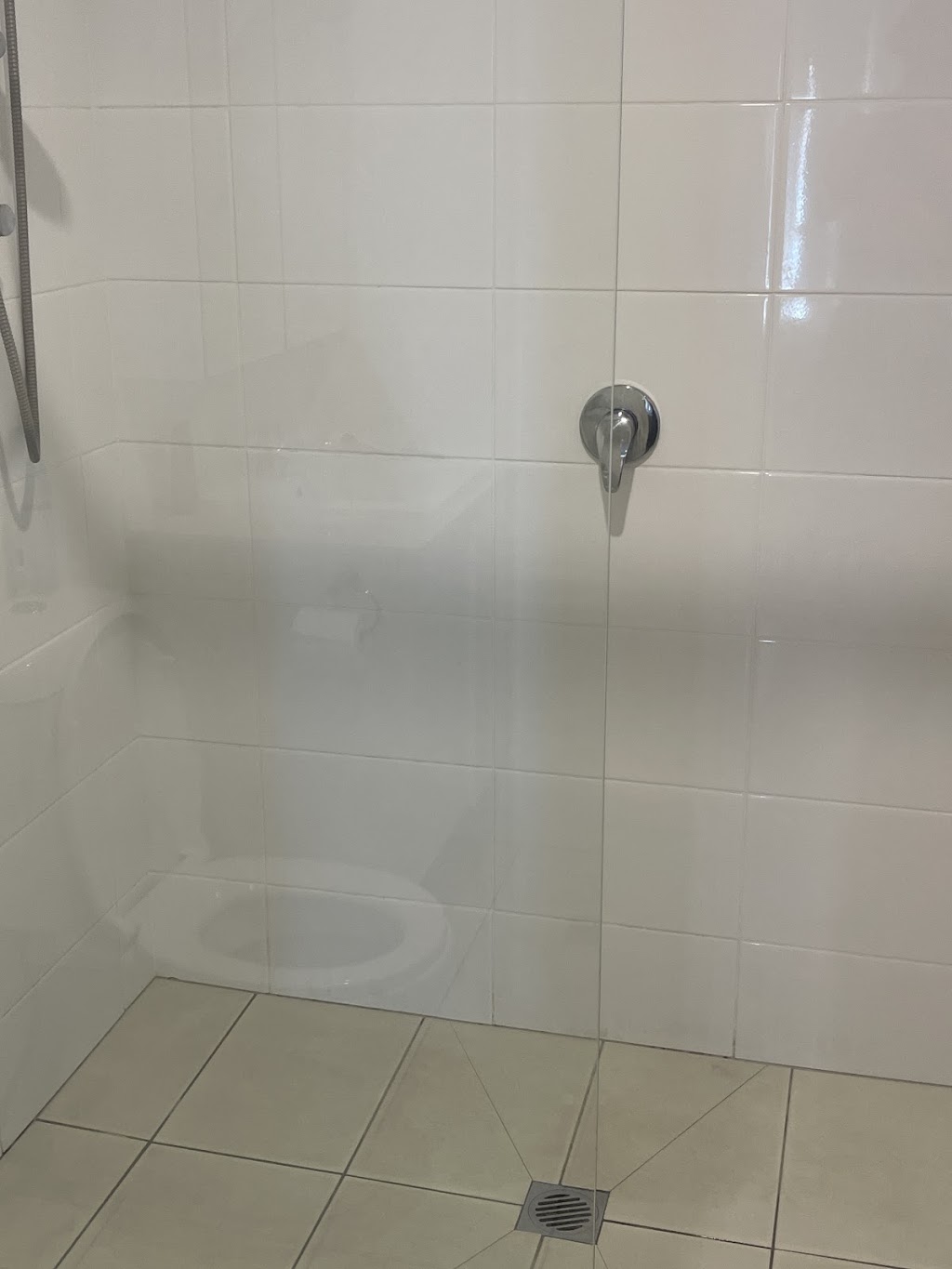 High Care Cleaning Services | 18 Lashmar St, South Ripley QLD 4306, Australia | Phone: 0450 698 303