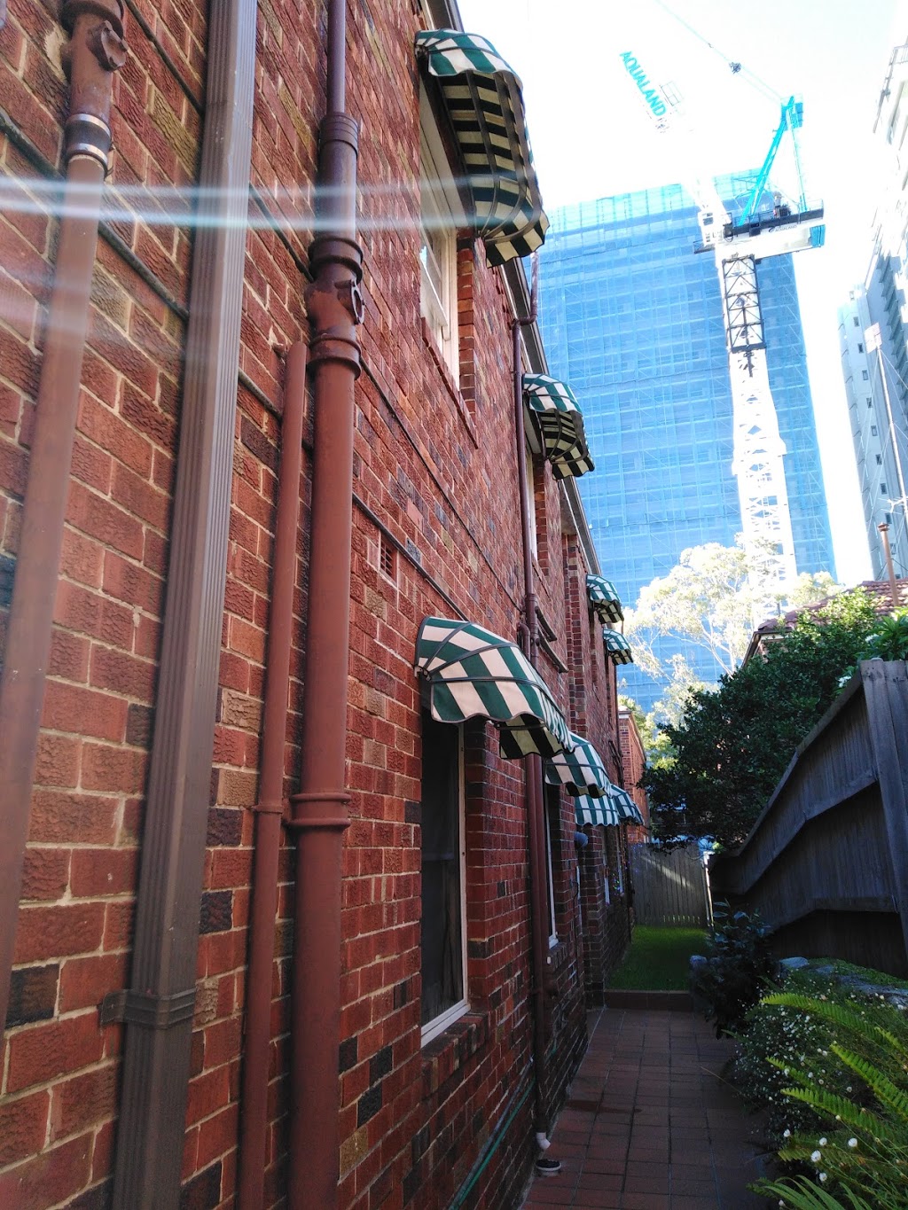 MILSONS POINT | 3 Middlemiss St, Lavender Bay NSW 2060, Australia | Phone: (02) 9518 8828