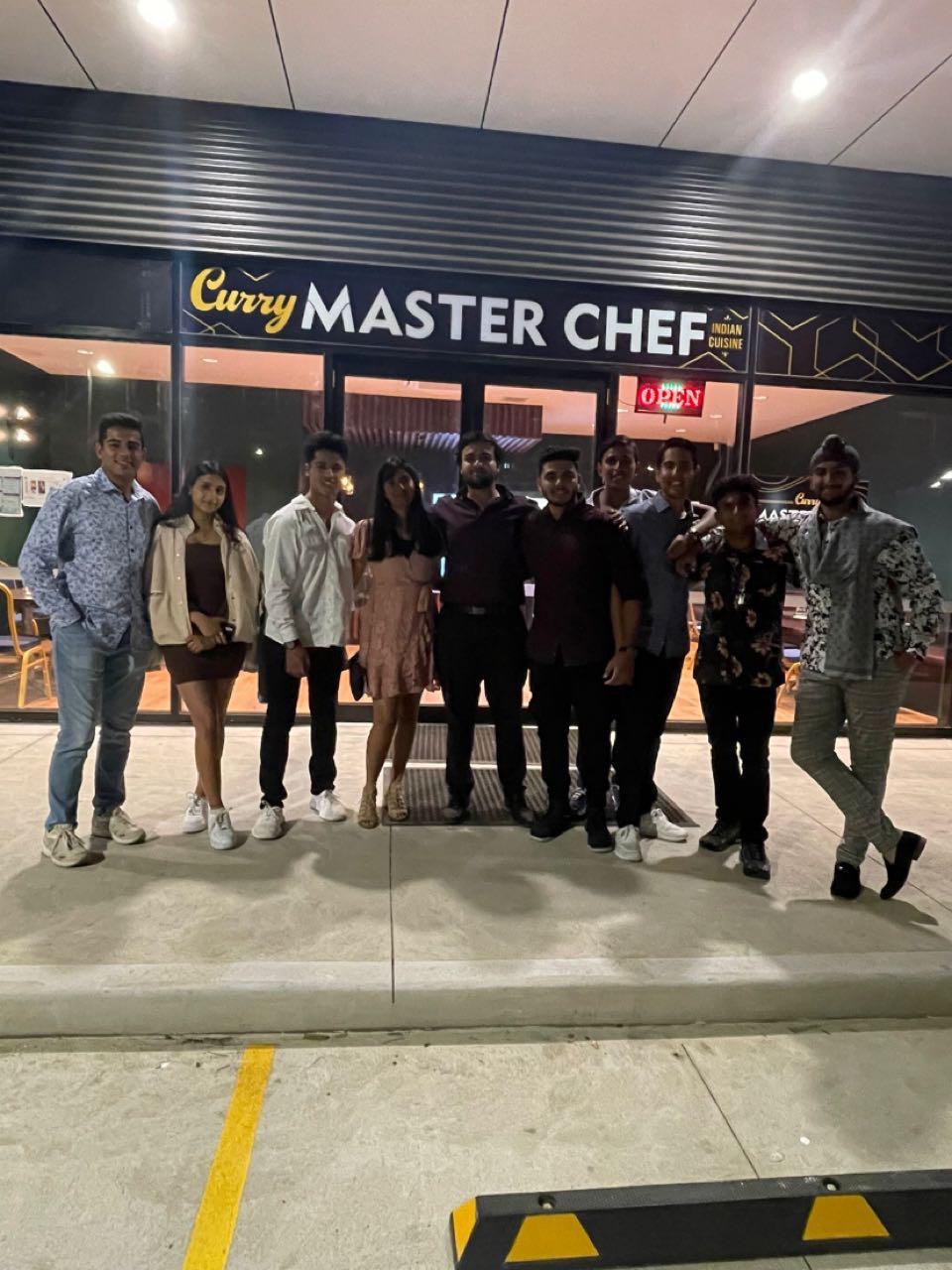 Curry Master chef | restaurant | Shop 7/1035 Dohertys Rd, Tarneit VIC 3029, Australia | 0416986407 OR +61 416 986 407