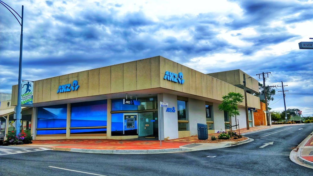 ANZ Branch Stawell | bank | 149 Main St, Stawell VIC 3380, Australia | 131314 OR +61 131314