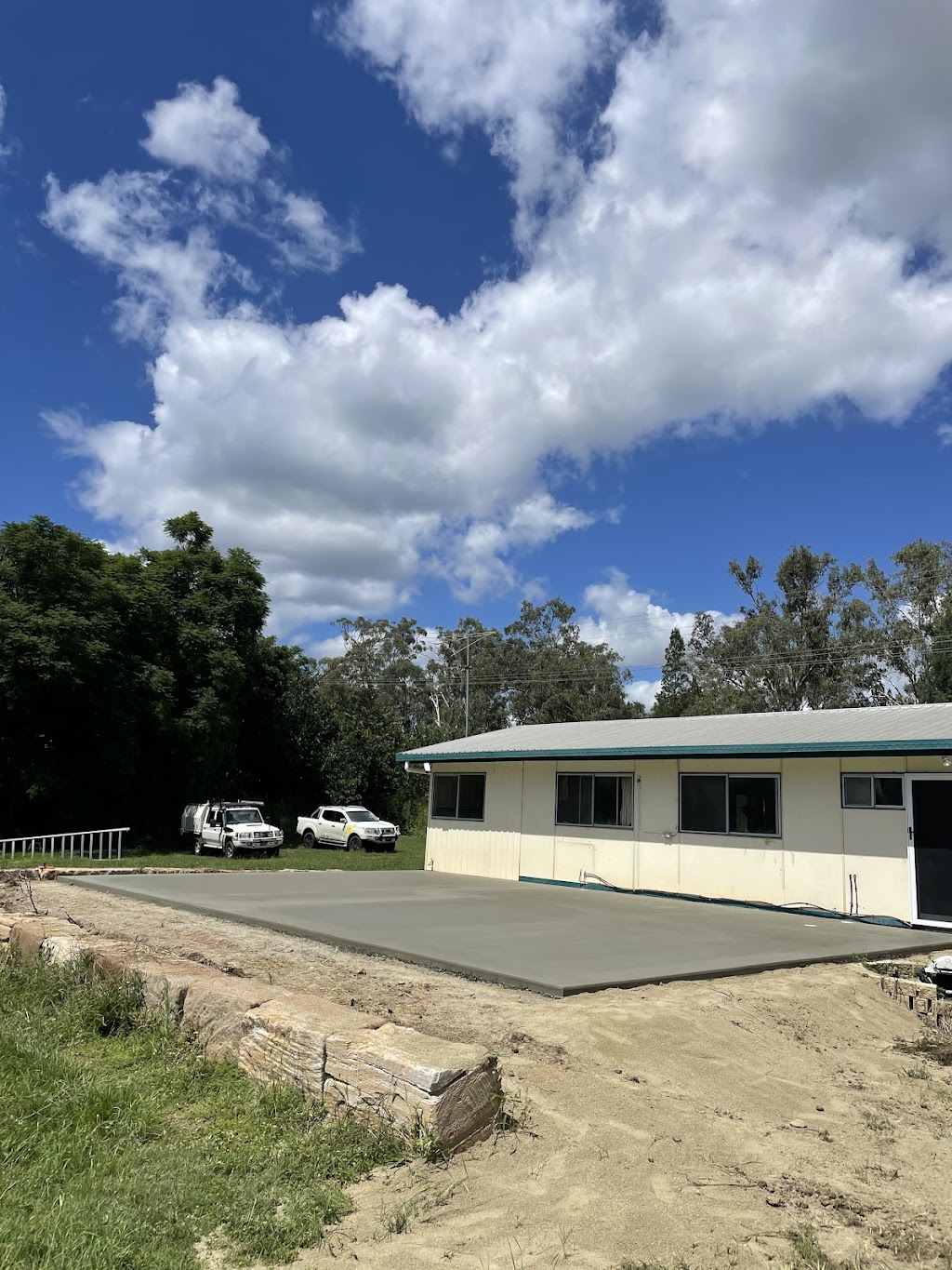 Sts Concrete & Earthmoving Pty Ltd | 308 Mount Tarampa Rd, Mount Tarampa QLD 4311, Australia | Phone: 0409 648 876