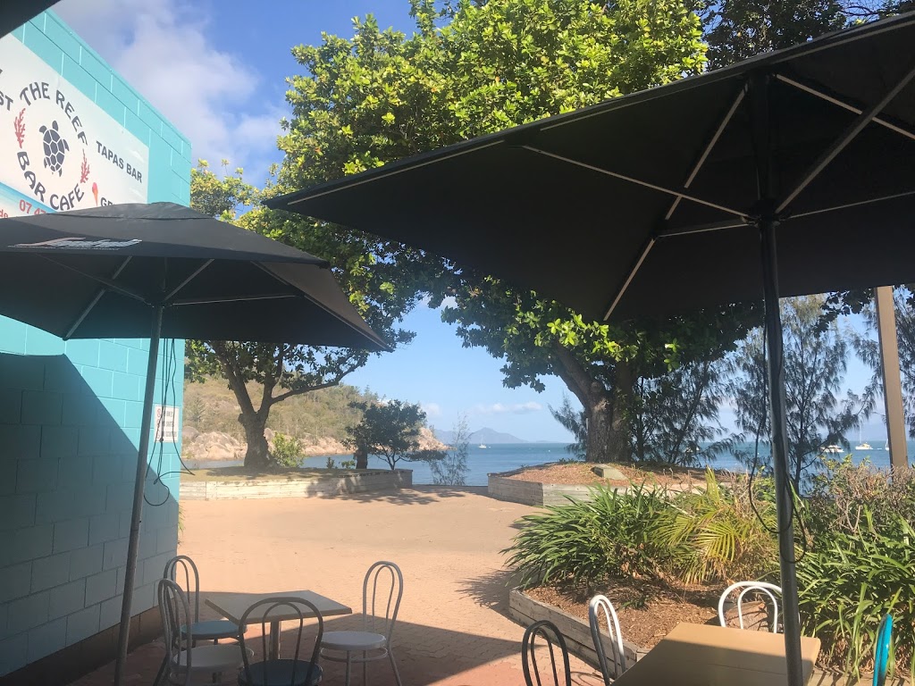 The Reef Bar Cafe | restaurant | 10/9 The Esplanade, Picnic Bay QLD 4819, Australia | 0747581477 OR +61 7 4758 1477