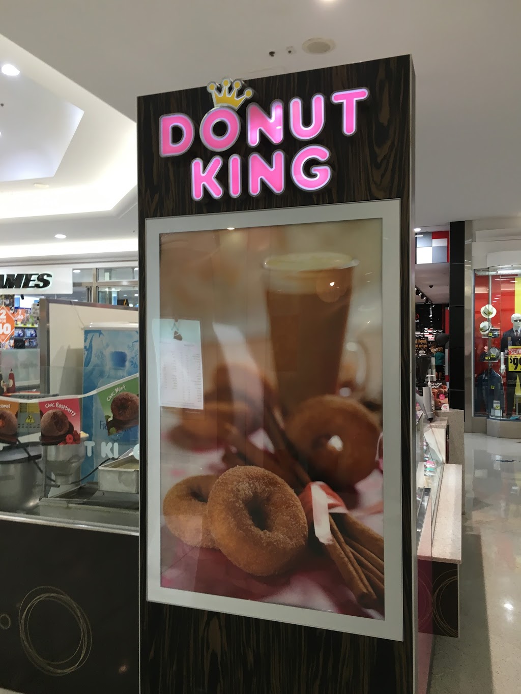 Donut King | bakery | Kiosk 21 Logan Hyperdome & Home Centre, Cnr. Bryants Rd. & Pacific Hwy, Loganholme QLD 4129, Australia | 0433369862 OR +61 433 369 862
