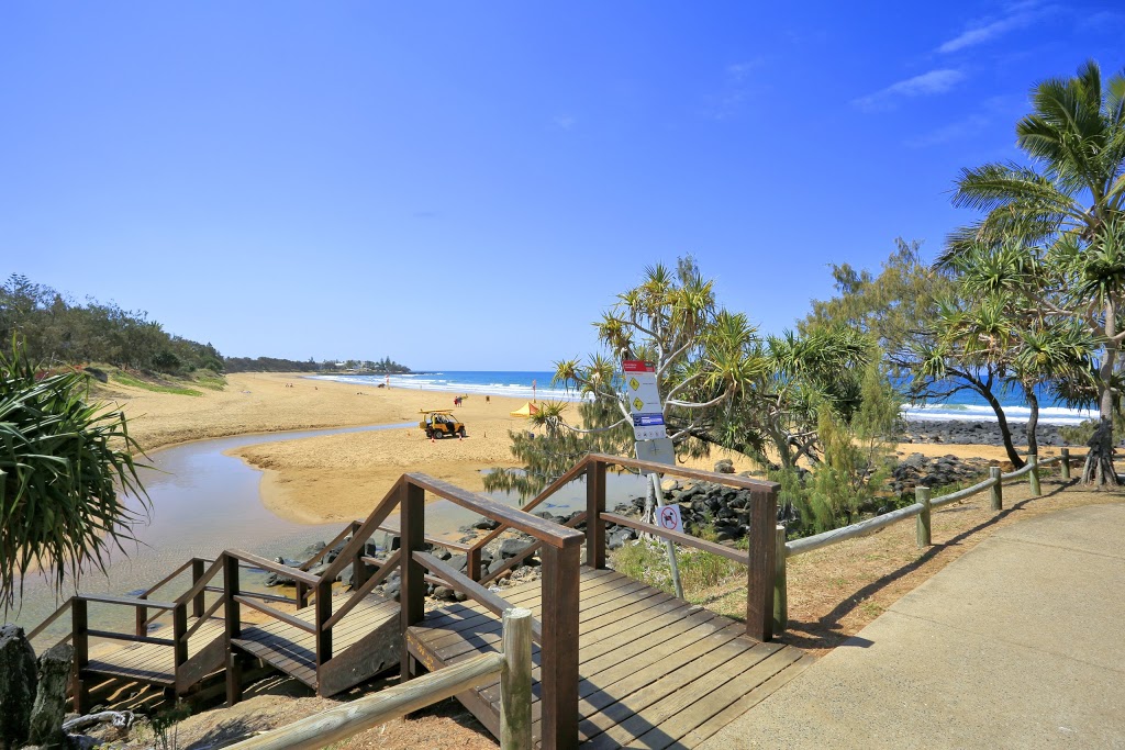 Richardson & Wrench Bargara Beach | real estate agency | Shop 1, Coral Coast Plaza, 20 Bauer Street, Bargara QLD 4670, Australia | 0741547788 OR +61 7 4154 7788