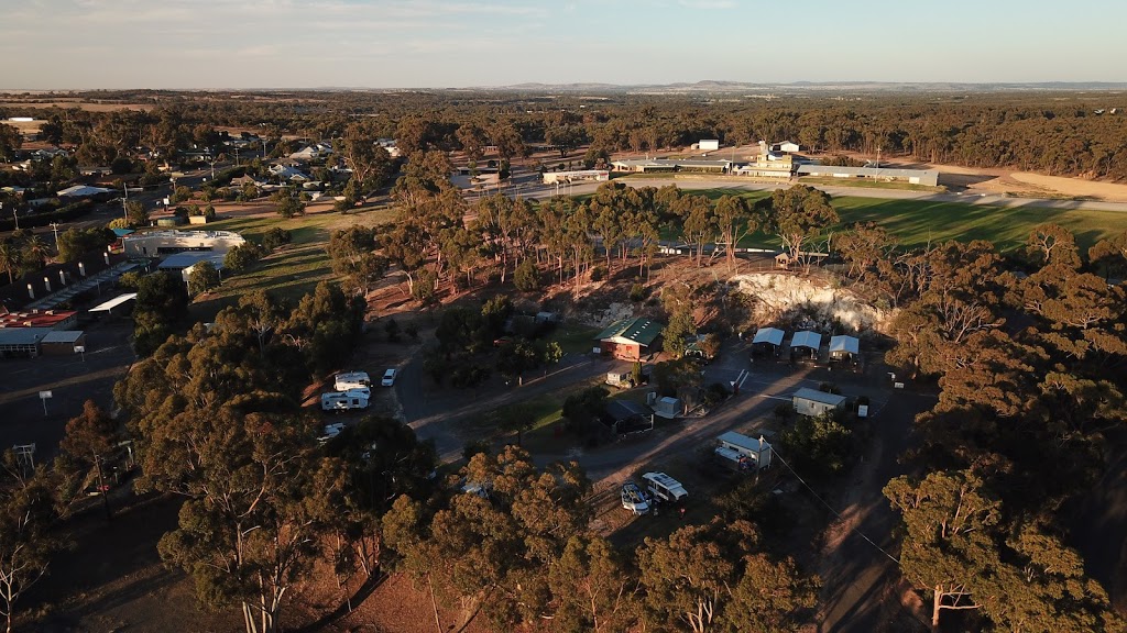 St Arnaud Caravan Park - St Arnaud VIC - Alma St & Dundas Street, St ...