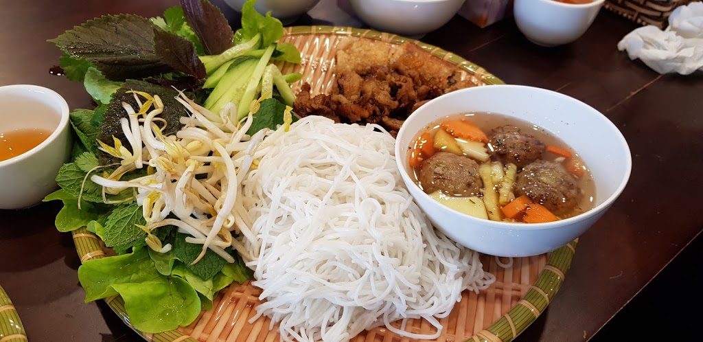 Mẹt Quán | restaurant | 212 Canley Vale Rd, Canley Heights NSW 2166, Australia | 0297261933 OR +61 2 9726 1933