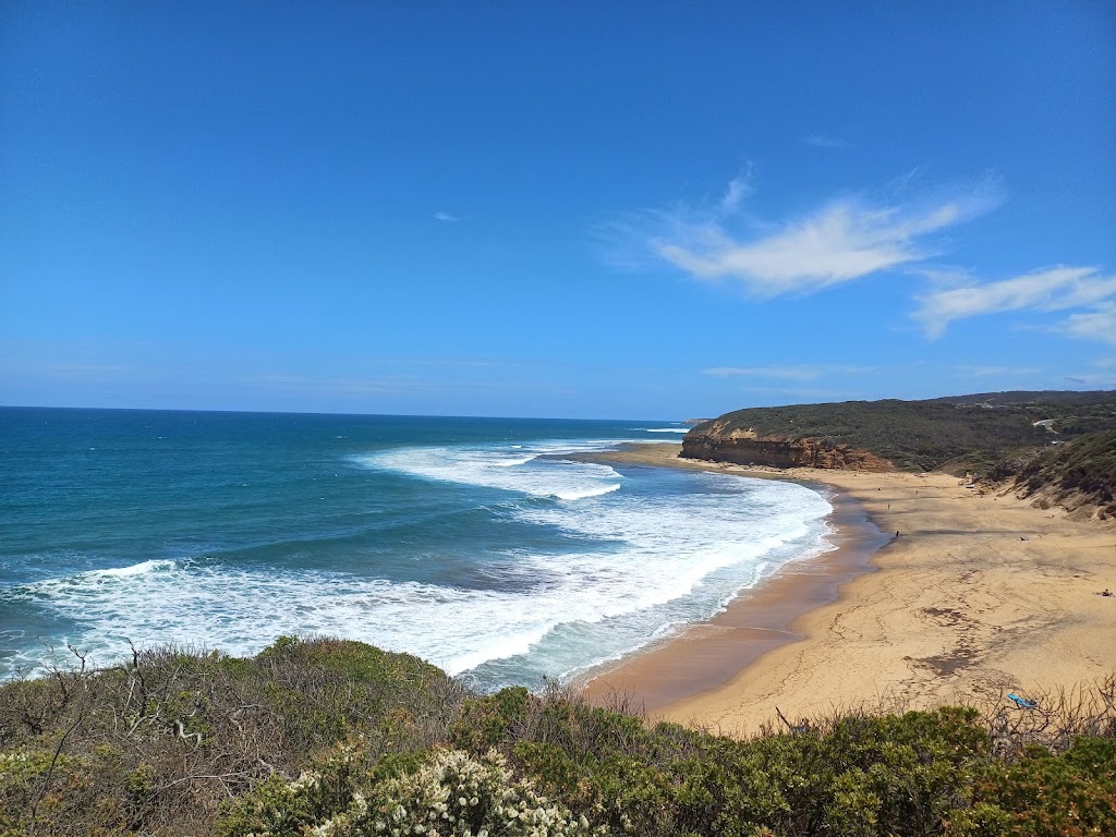 Torquay Luxe Retreat | 2 Bunker Pl, Torquay VIC 3228, Australia | Phone: 0418 360 740