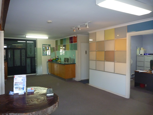 Seaton Glass | home goods store | Unit 1/15 Frederick Rd, Royal Park SA 5014, Australia | 0883412355 OR +61 8 8341 2355