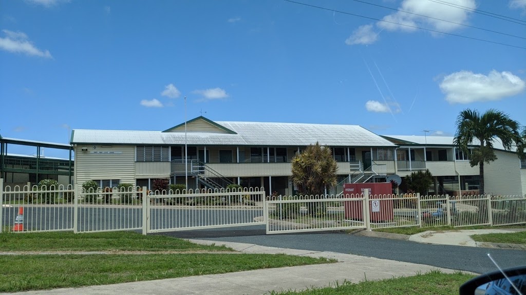 KFC | Old Eimeo Rd, Rural View QLD 4740, Australia