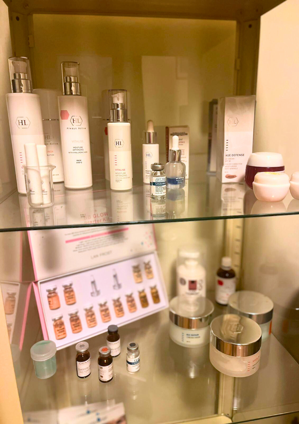 Queen of Ukrainian Beauty | 69B Mollison St, Malmsbury VIC 3446, Australia | Phone: 0411 574 626