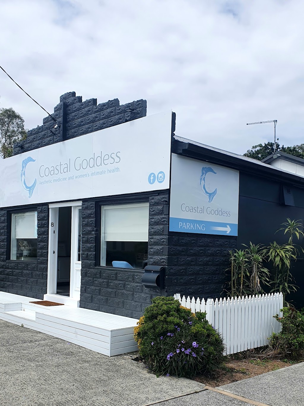 Coastal Goddess | spa | 8 Mimosa Ave, Saratoga NSW 2251, Australia | 0243194415 OR +61 2 4319 4415