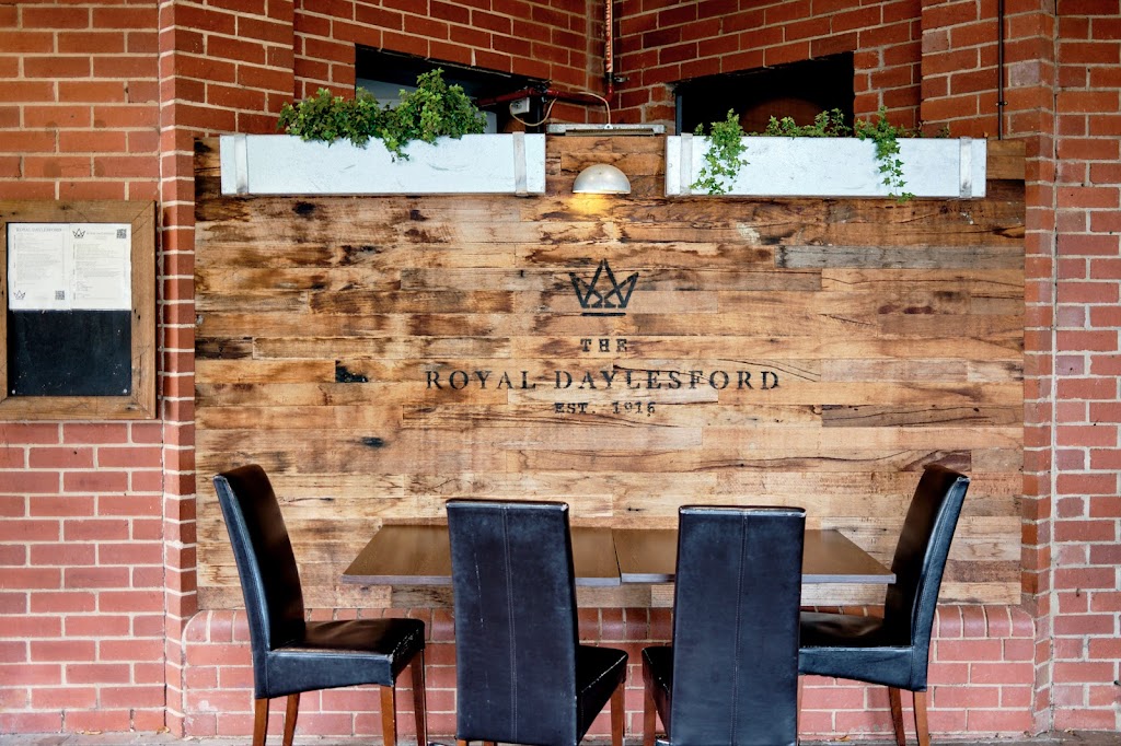 The Royal Daylesford Hotel | 4/27 Vincent St, Daylesford VIC 3460, Australia | Phone: (03) 5348 2205